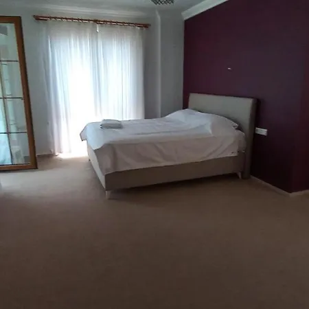 Oeluedeniz Oezel Yuezme Havuzlu 2 Hotel *