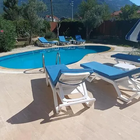 Oeluedeniz Oezel Yuezme Havuzlu 2 Otel